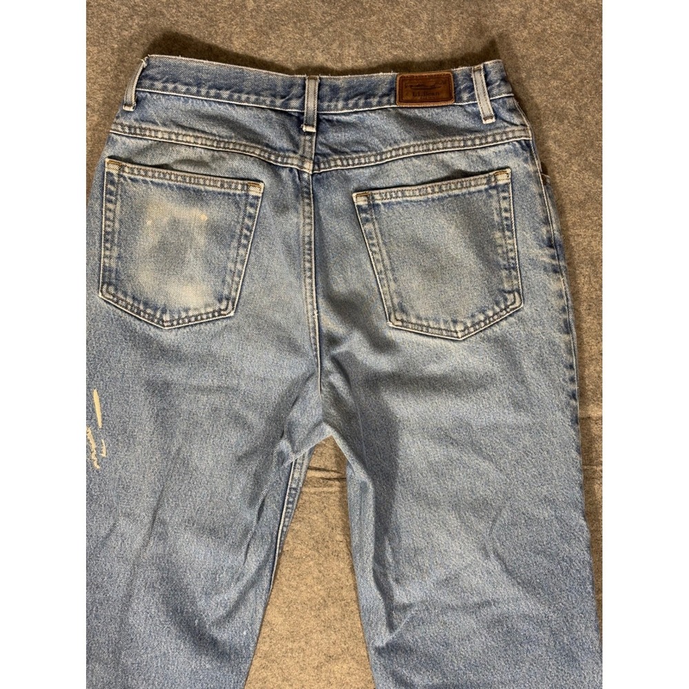 LL Bean Relaxed Fit Mens Jeans 32x29 Medium Wash Blue Denim Cotton 134770 - Picture 9 of 9